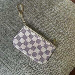 Checkered Zip Pouch in Cream and Dark Gray